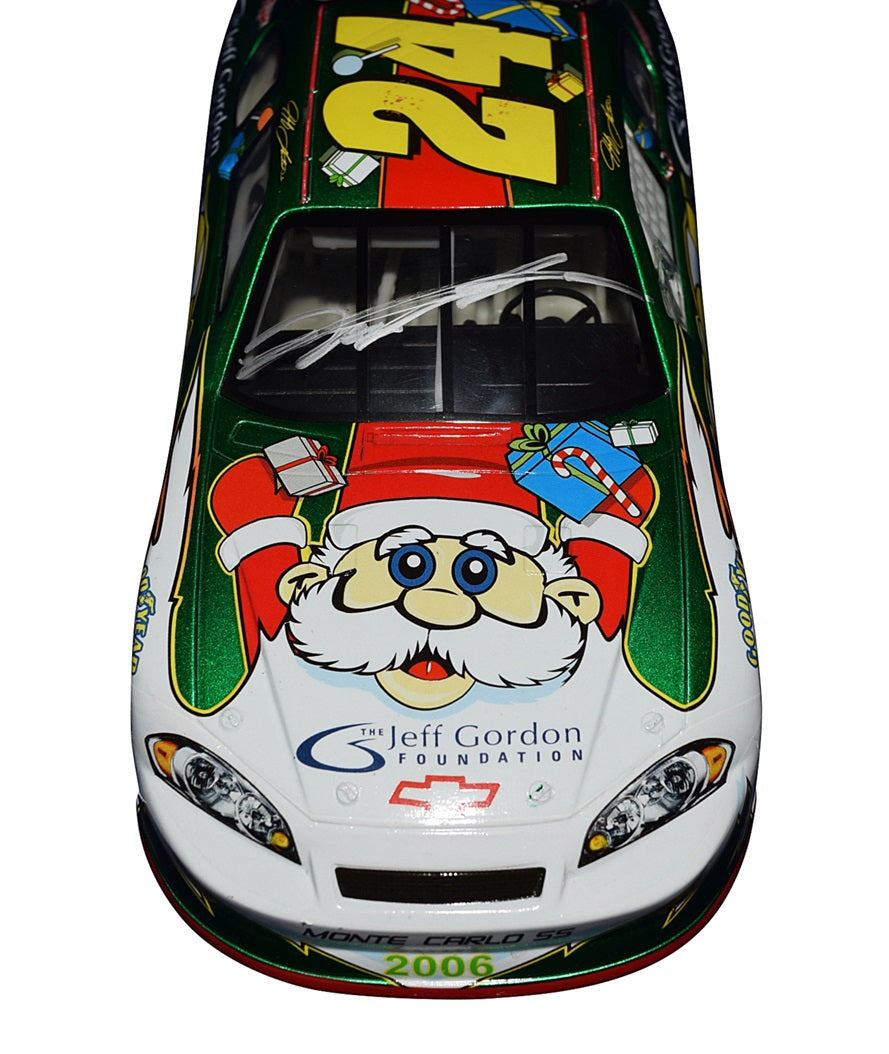 Autographed 2006 Jeff Gordon #24 Christmas Santa Car Signed 