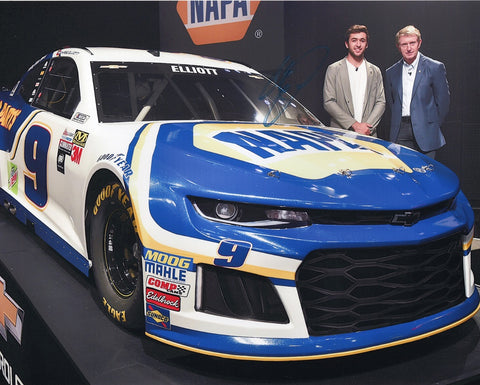 Chase Elliott's signature, a symbol of NASCAR excellence, featured on the 2018 #9 NAPA Racing (Father & Son Media Day) NASCAR photo.