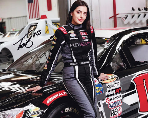 Exclusive Autographed Tonie Breidinger #02 Huda Beauty Racing Glossy Photo - Guarantee of authenticity and lifetime guarantee.
