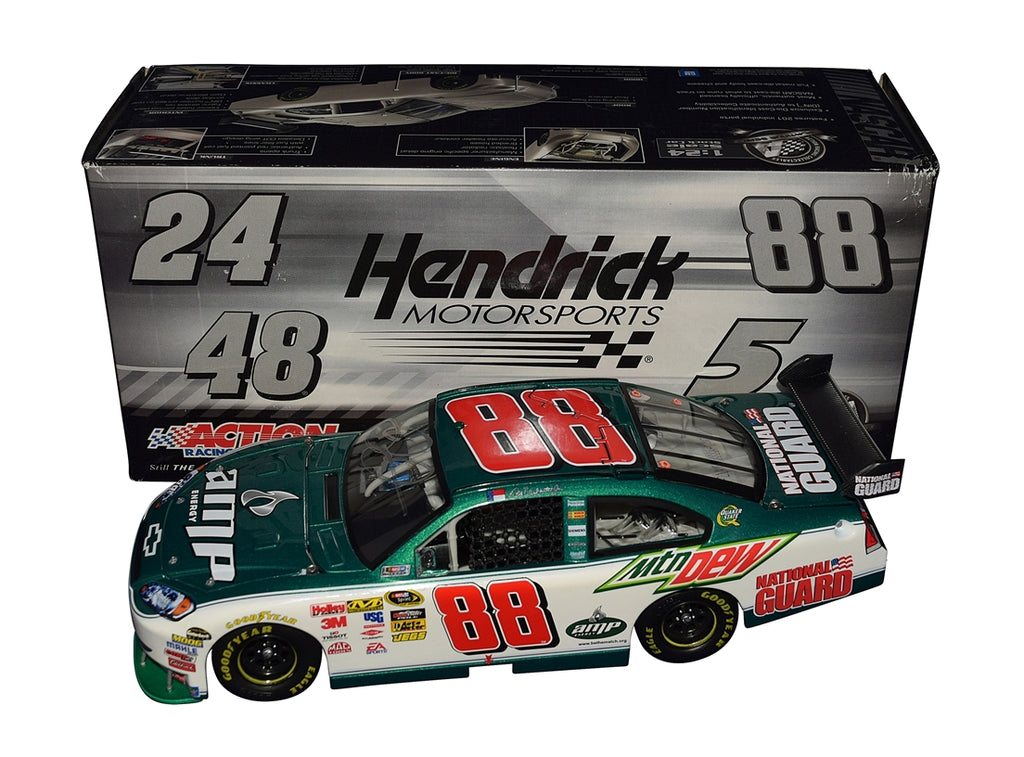 ミニカー　NASCAR Earnhardt Racing Family Rare! Vintage NASCAR #31 Dale Earnhardt Jr Mom 'N' Pop 1996