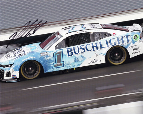 2024 Ross Chastain Busch Light Racing Autographed 8x10 Photo – Get your hands on this autographed 8x10 photo of Ross Chastain in his #1 Busch Light Racing car from the 2024 NASCAR season. The signed photo comes with a Certificate of Authenticity (COA) and a lifetime authenticity guarantee, ideal for collectors and NASCAR fans.