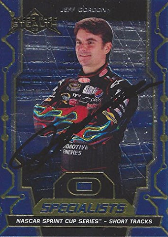AUTOGRAPHED Jeff Gordon 2009 Press Pass Stealth Racing SHORT TRACK SPECIALISTS (#24 DuPont Flames Team) Hendrick Motorsports Blue Chrome Insert Signed NASCAR Collectible Trading Card with COA