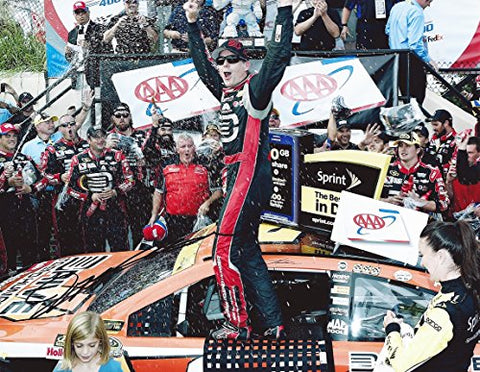 AUTOGRAPHED 2014 Jeff Gordon #24 AARP Hunger Awareness Racing DOVER RACE WINNER (Victory Lane Celebration) Hendrick Motorsports 8X10 Inch Signed Picture NASCAR Glossy Photo with COA