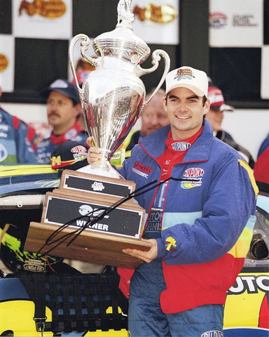 AUTOGRAPHED 1999 Jeff Gordon #24 DuPont ATLANTA RACE WIN (Cracker Barrel 500) Vintage Signed 8X10 Inch Picture NASCAR Glossy Photo with COA