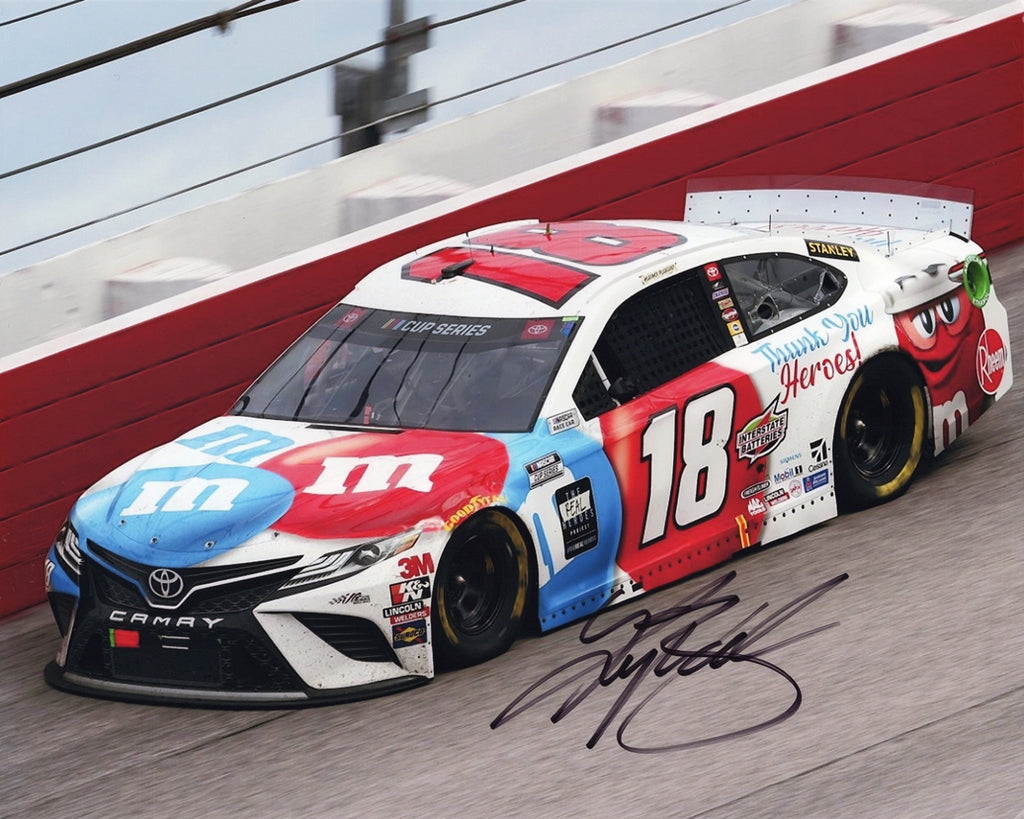 AUTOGRAPHED 2020 Kyle Busch #18 M&Ms Patriotic THANK YOU HEROES (Darli